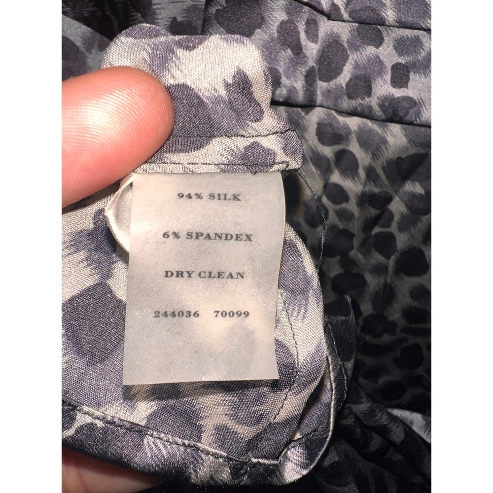 Ann Taylor Leopard Print Ruffle Silk Blend Mobwife Old Money Grey Black M - Picture 8 of 8